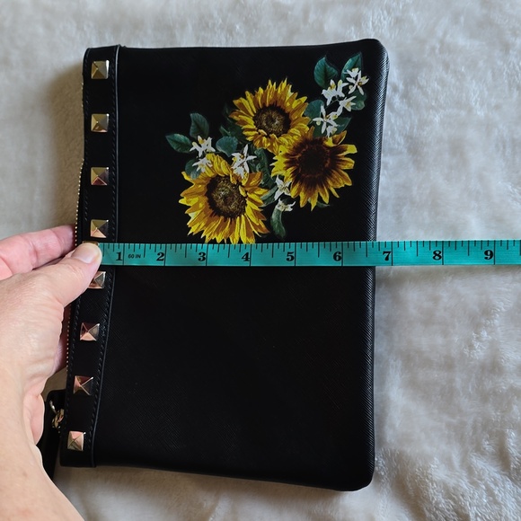 White House Black‎ Market Sunflower Pouch Wristlet - Picture 11 of 11